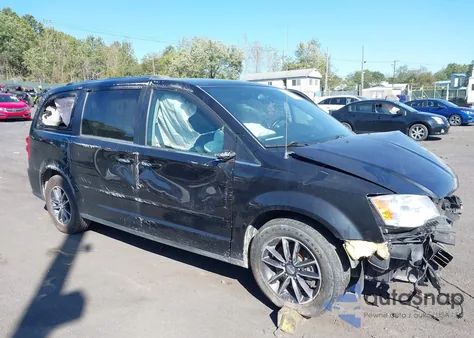 2017 Dodge Grand Caravan Sxt из США, поврежденный, VIN 2C4RDGCG5HR649226